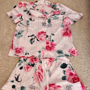 Victoria's Secret Satin Pajamas *ENTIRE CLOSET BUY 1 GET 1 50% OFF*